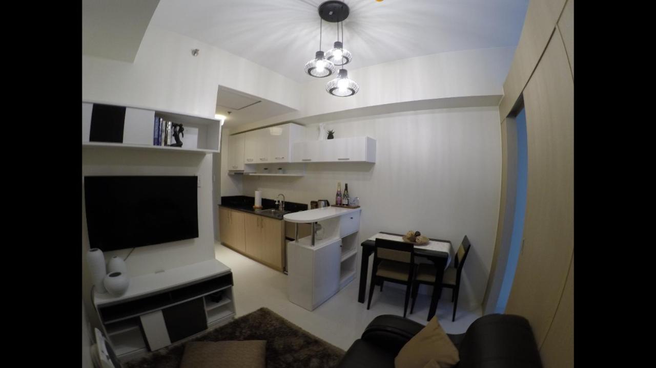 Wind Residences cool breeze&amazing tagaytay view Tagaytay City Esterno foto
